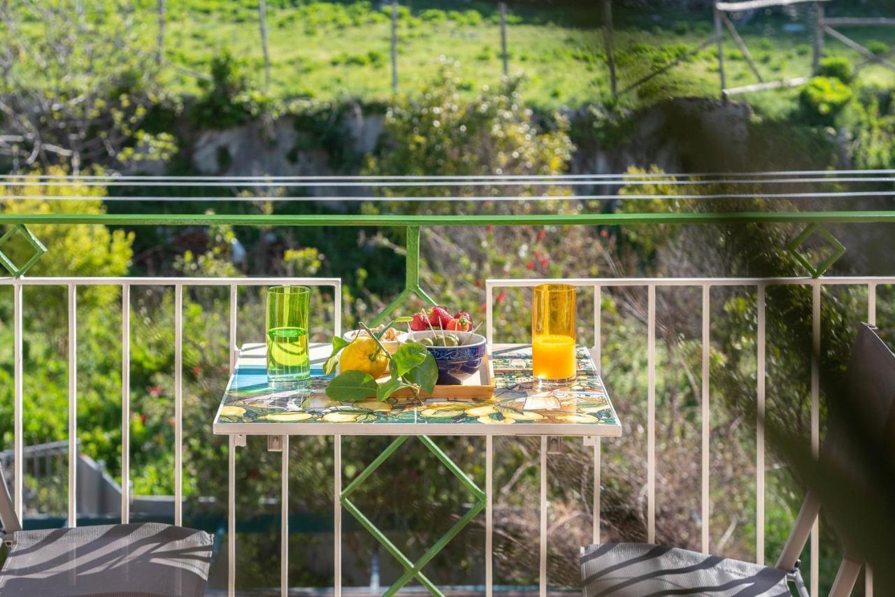 Апартаменти Casa Aura - Amalfi Coast Майорі Екстер'єр фото