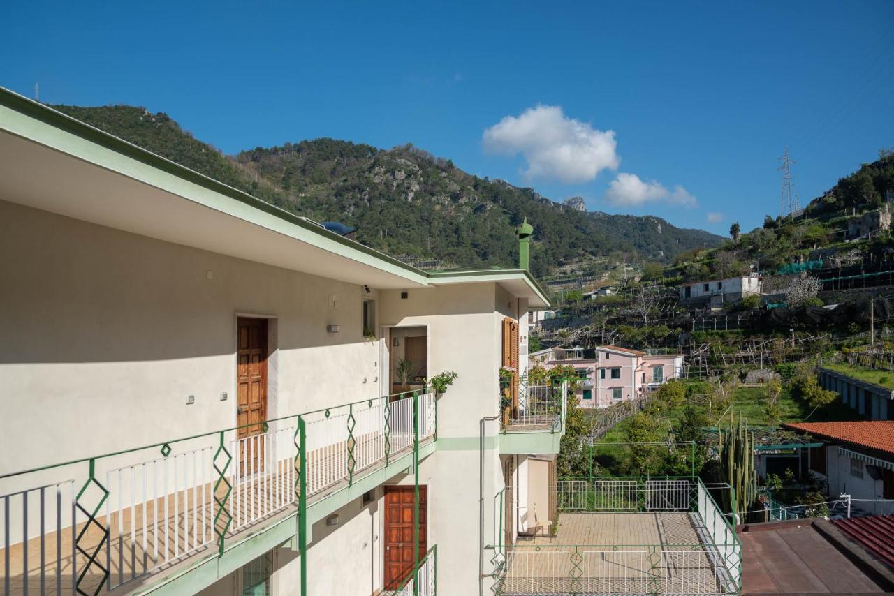 Апартаменти Casa Aura - Amalfi Coast Майорі Екстер'єр фото